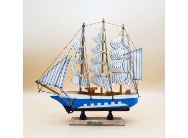 Декоративная модель корабля, дерево 23х4х23см  C