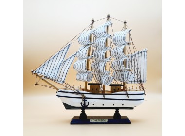 Декоративная модель корабля, дерево 23х4х23см E