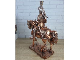 Статуэтка Рыцарь на коне , 30х25х11см, камень, металл 583 Статуэтка Рыцарь на коне , 30х25х11см, камень, металл 583