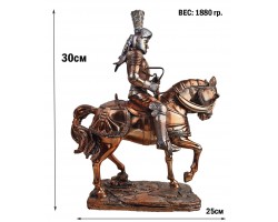 Статуэтка Рыцарь на коне , 30х25х11см, камень, металл 583 Статуэтка Рыцарь на коне , 30х25х11см, камень, металл 583