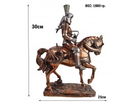 Статуэтка Рыцарь на коне , 30х25х11см, камень, металл 583 Статуэтка Рыцарь на коне , 30х25х11см, камень, металл 583