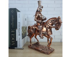 Статуэтка Рыцарь на коне , 30х25х11см, камень, металл 583 Статуэтка Рыцарь на коне , 30х25х11см, камень, металл 583