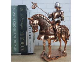 Статуэтка Рыцарь на коне , 27х25х11см, камень, металл 993-1 Статуэтка Рыцарь на коне , 27х25х11см, камень, металл 993-1