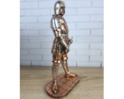 Статуэтка Воин Средневековья XV век, 29х16х8см, камень, металл 982 Статуэтка Воин Средневековья XV век, 29х16х8см, камень, металл 982