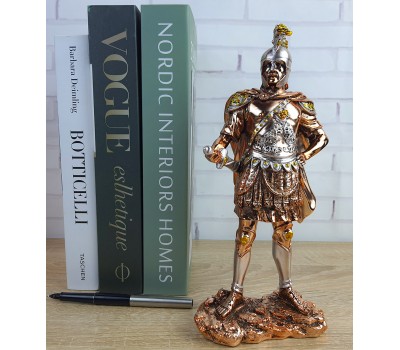 Статуэтка Воин римский Центурион , 24х11х8см, камень, металл 990