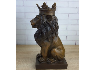 Лев в короне, бронза 22х11х8см вес 2450гр. Лев в короне, бронза 22х11х8см вес 2450гр.