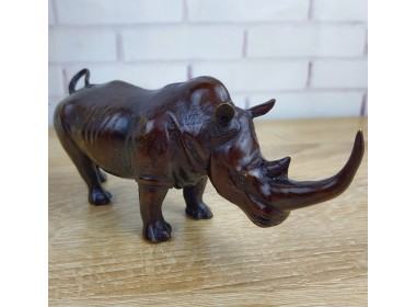 фигурка Носорог, бронза 16х5х8см вес 380гр. фигурка Носорог, бронза 16х5х8см вес 380гр.