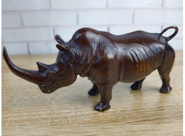 фигурка Носорог, бронза 16х5х8см вес 380гр. фигурка Носорог, бронза 16х5х8см вес 380гр.