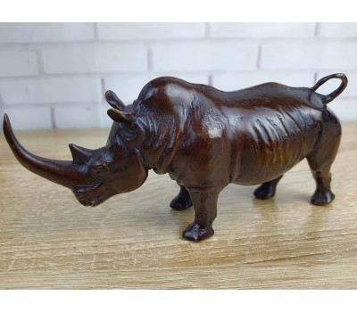 фигурка Носорог, бронза 16х5х8см вес 380гр. фигурка Носорог, бронза 16х5х8см вес 380гр.