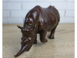 фигурка Носорог, бронза 20х6х9см вес 760гр. фигурка Носорог, бронза 20х6х9см вес 760гр.