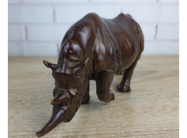 фигурка Носорог, бронза 20х6х9см вес 760гр. фигурка Носорог, бронза 20х6х9см вес 760гр.