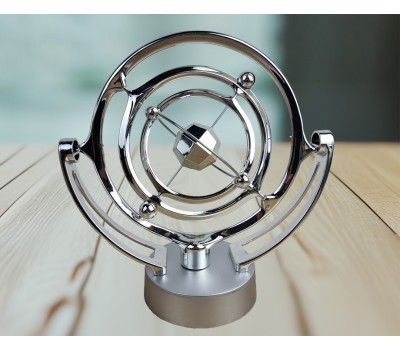 Маятник - вечный двигатель Космос Silver Romb (24х24х10 см) пластик, работает от USB